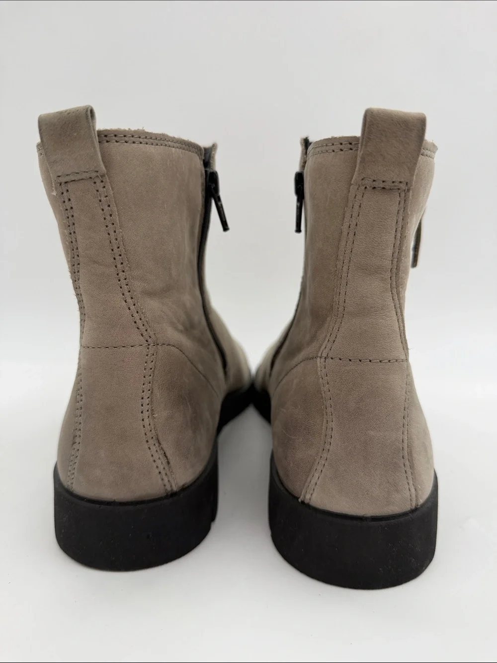 Ecco bella women